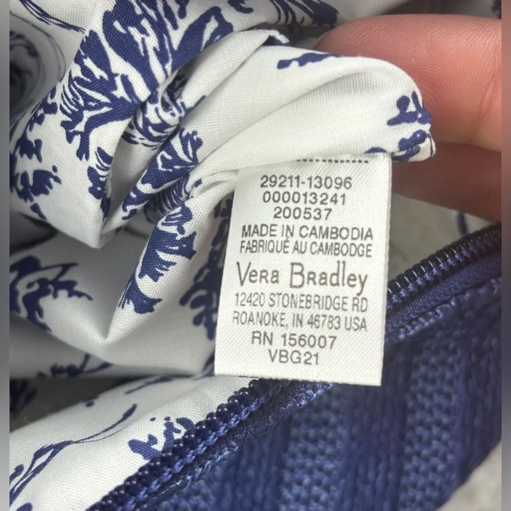 Vera Bradley | Straw Bucket Crossbody Bag | in Regatta Turtle Blue | NWT - Picture 6 of 9